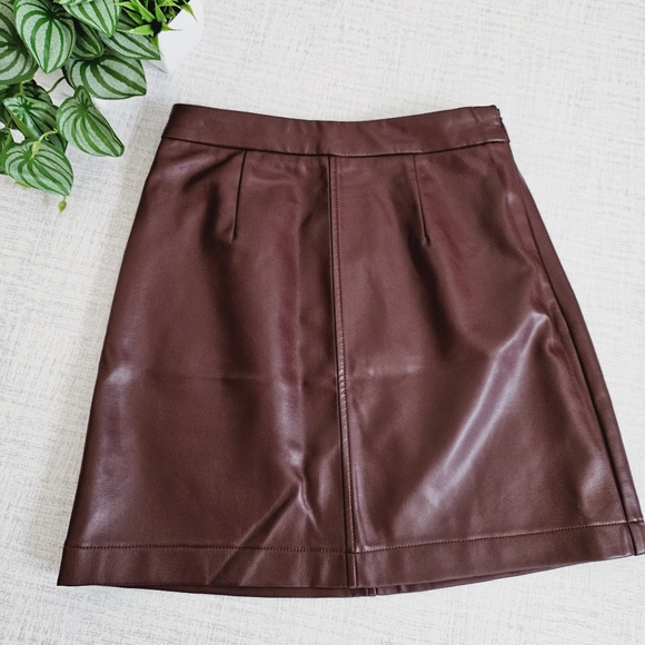 NWOT French Connection Brown Faux Leather A-Line Mini Skirt XXS SZ 2 - Picture 1 of 6